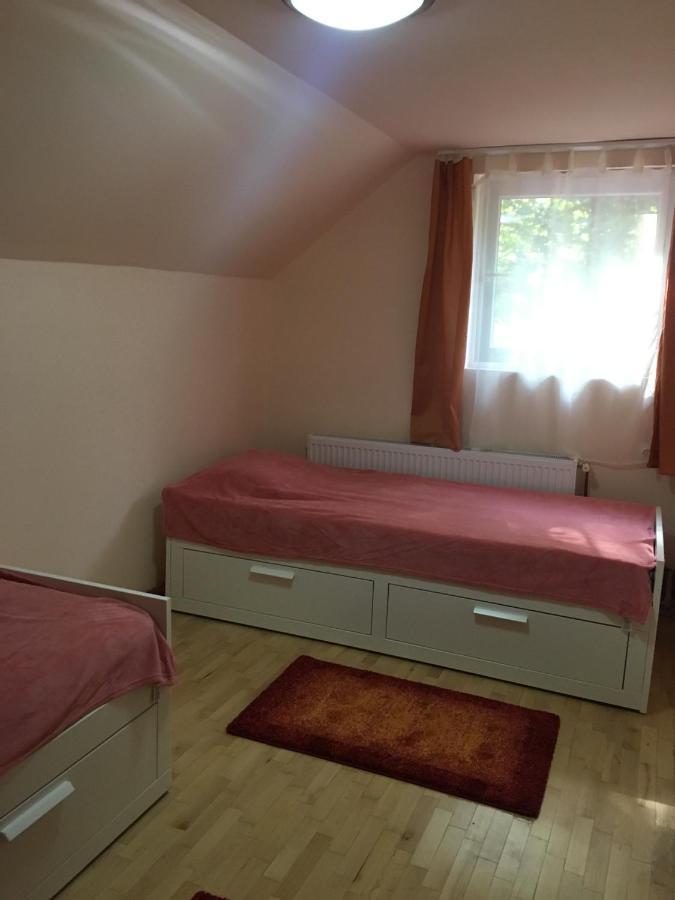 Casa De Oaspeti Boga Pietroasa  Buitenkant foto
